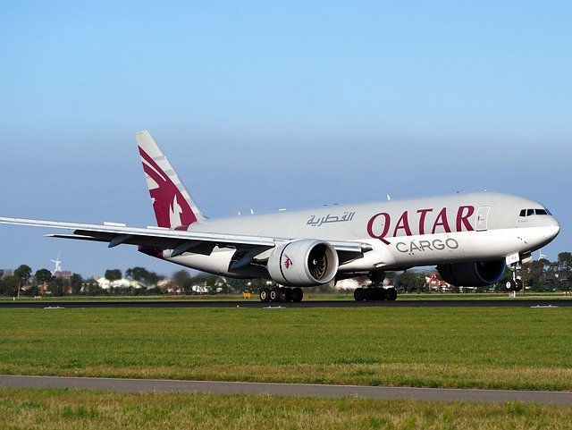 Qatar Airways: Navigating Turbulence and Triumphs in 2025