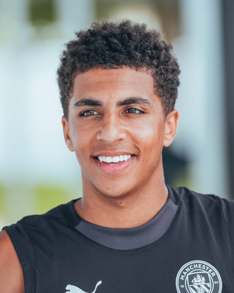 Rico Lewis: Man City’s Rising Star Navigates New Challenges Lewis