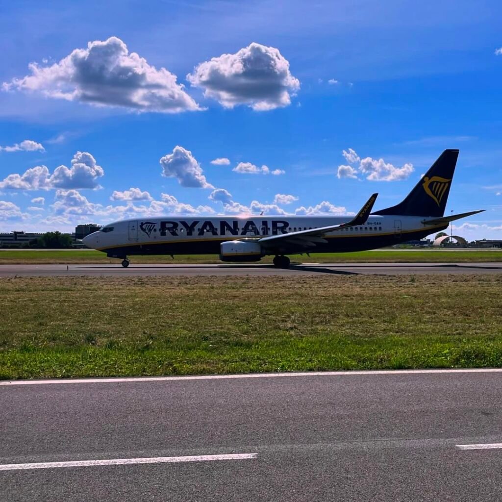 Ryanair: The Low-Cost Giant Shaping UK Skies in 2025 Ryanair